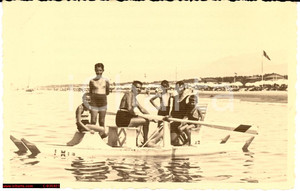 Cartolina originale da collezione 1940 MARINA DI PIETRASANTA bagnanti in moscone 1