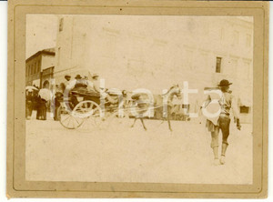 Fotografia d epoca originale 1890ca POLESINE Strada animata con passaggio di carrozza Fotografia 1