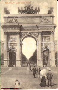Cartolina originale da collezione 1918 MILANO Veduta Arco della Pace animata FP VG 1