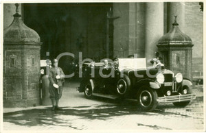 Fotografia d epoca originale 1933 NAPOLI Missione argentina esce da Palazzo Reale FOTOGRAFIA 1