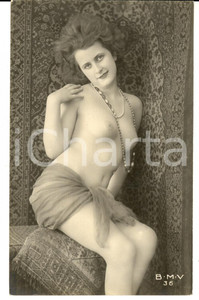 Fotografia d epoca originale 1920 ca EROTICA VINTAGE Naked woman posing with jewels B.M.V. 36 PHOTO 1