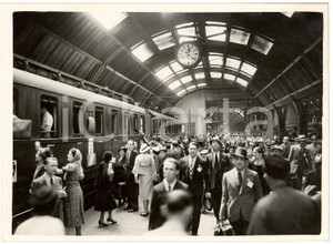 Fotografia d'epoca originale 1938 MILANO Partenza dei lavoratori per la Germania - Foto (1) 1
