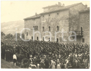 Fotografia d'epoca originale 1933 CASOLA VALSENIO (RA) Discorso del DUCE a tomba 1