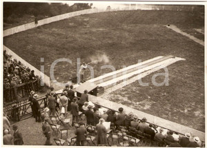 Fotografia d'epoca originale 1930 ROMA Concorrente spara un colpo durante gara di tiro a volo *Fotografia 1