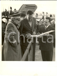 Fotografia d'epoca originale 1939 OSTIA Duca AOSTA all'idroscalo con Attilio TERUZZI 1