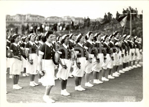 Fotografia d'epoca originale 1939 ROMA Donne del reparto femminile Scherma della GIL 1