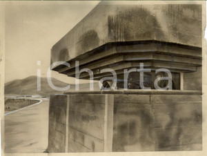 Fotografia d epoca originale 1943 WW2 Mitragliatrici difendono ricovero sommergibili Fotografia ritoccata 1