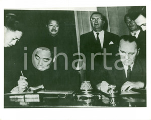 Fotografia d epoca originale 1957 BUDAPEST Hungarian Revolution Janos KADAR Chou ENLAI repressione URSS Foto 1