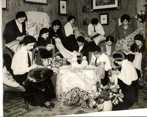 Fotografia d epoca originale 1936 BELGIRATE VB FASCIO FEMMINILE  Scuola di Economia Domestica Fotografia 1