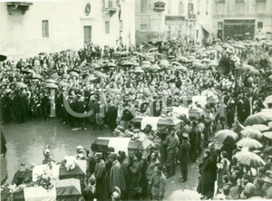 Fotografia d epoca originale 1932 CIVITAVECCHIA RM Funerale fascisti incidente passaggio livello FURBARA 1