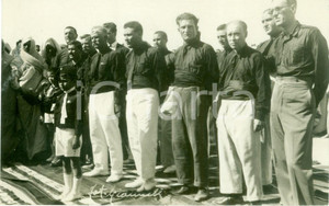 Fotografia d epoca originale 1935 ca TRIPOLITANIA Camicie Nere con Balilla e indigeni Fotografia 1