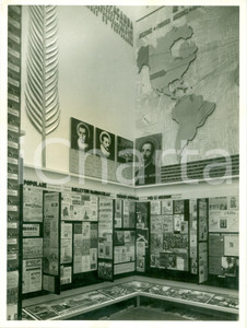 Fotografia d epoca originale 1936 VATICANO Esposizione mondiale stampa cattolica Sezione dei GESUITI Foto 1