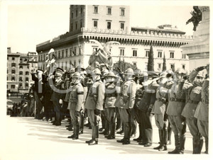 Fotografia d epoca originale 1932 ROMA MILITE IGNOTO Vittorio Emanuele III Emilio de BONO anniversario guerra 1