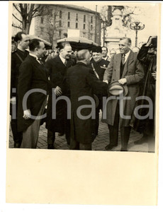 Fotografia d epoca originale 1937 MILANO JosÃ© Maria CANTILO ambasciatore ARGENTINA visita FIERA CAMPIONARIA 1