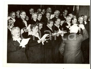 Fotografia d epoca originale 1938 MILANO Casa di riposo per musicisti  Canto corale  Fotografia 1