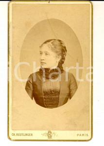 Fotografia d epoca originale 1880 ca PARIS F Ritratto di donna con abito in raso Foto REUTLINGER CDV 1