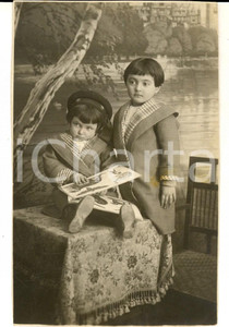 Fotografia d epoca originale 1912 ZURIGO Ritratto delle piccole Matilde e Marta GALLO Foto cartolina 1