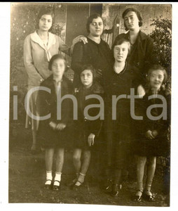 Fotografia d epoca originale 1930 ca  NAPOLI ? Ritratto di famiglia con sette donne Foto VINTAGE 8x10 cm 1