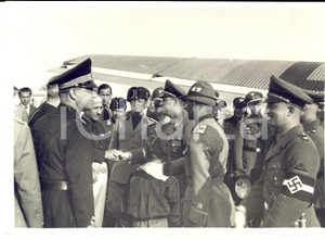 Fotografia d epoca originale 1936 FIRENZE Militanti PNF accolgono i colleghi del REICH Foto LOCCHI 18x12 1