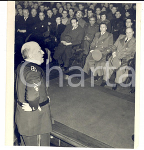 Fotografia d epoca originale 1939 MILANO Discorso ufficiali di un alto funzionario del PNF Foto 13x14 1