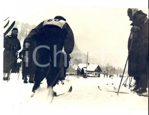 Fotografia d epoca originale 1940 CORTINA D AMPEZZO SCI Partenza di un atleta della Nazionale Foto 24x18 cm 1