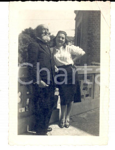 Fotografia d epoca originale 1940 ca BAGNOLO SAN VITO Marchese RIVA BERNI con violinista MICHELINI Foto 7x9 1