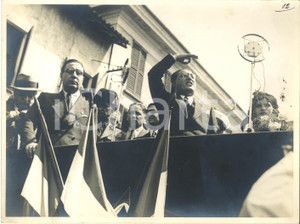 Fotografia d epoca originale 1935 ca CASALINO NO Cascina GRAZIOSA Presidente Confederazione discorso Foto 1
