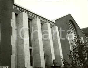 Fotografia d epoca originale 1940 NEMI Roma Il Museo delle NAVI ROMANE La facciata e l entrata Fotografia 1