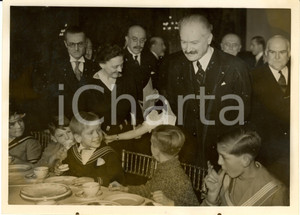 Fotografia d epoca originale 1937 PARIS F Noel a l ELYSEE  Albert LEBRUN avec Ã©coliers Photographie 1