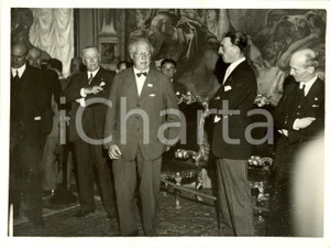 Fotografia d epoca originale 1933 MILANO Marcello VISCONTI di MODRONE con Congressisti Culturali Commercio 1