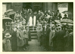 Fotografia d epoca originale 1935 ca TORINO Messa degli Artisti alla Chiesa SANTISSIMA TRINITA  Fotografia 1