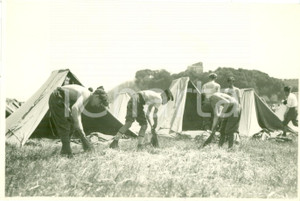 Fotografia d epoca originale 1930 ROMA Pulizia del Campeggio AVANGUARDISTI Fotografia 1