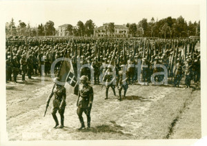 Fotografia d epoca originale 1938 TREVISO Sfilata dei Reggimenti disciolti Battaglia del PIAVE Fotografia 1