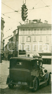 Fotografia d epoca originale 1930 MILANO Nuovo semaforo tre colori in VIA DELL ORSO Fotografia 1