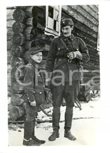 Fotografia d epoca originale 1942 CARELIA WW2 Caporale dodicenne Matti VEIKKO in uniforme Fotografia 1