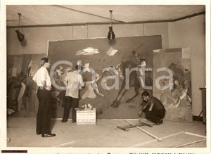 Fotografia d epoca originale 1930 Torino LUDI UNIVERSITARI, mostra pittura, goliardi 1