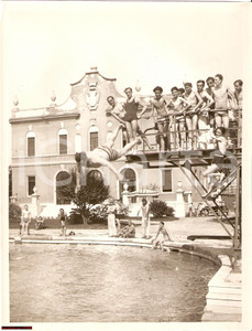 Fotografia d epoca originale 1936 Milano Piscina Ponzio, bellimbusti ai tuffi 1