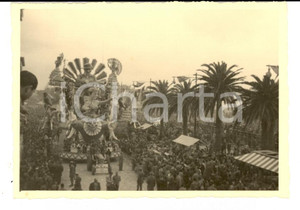 Fotografia d epoca originale 1954 VIAREGGIO LU Sfilata dei carri del CARNEVALE Fotografia 10 x 7 cm 1
