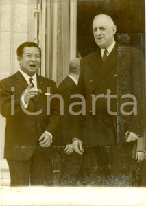 Fotografia d epoca originale 1967 PARIS Prince cambogien NORODOM SIHANOUK avec Charles DE GAULLE Fotografia 1