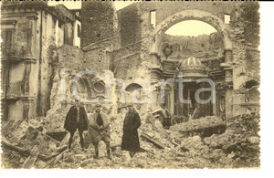 Cartolina originale da collezione 1915 SORA FR TERREMOTO Militari nella chiesa di S. RESTITUTA Cartolina 1