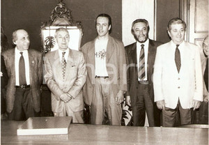 Fotografia d epoca originale 1990 ca PESARO Sindaco Aldo AMATI conferenza stampa Foto 1