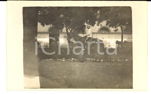 Fotografia d epoca originale 1915 CLERMONTFERRAND F Soldato di fanteria posa a cavallo Fotografia FP 1