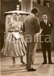 Fotografia d epoca originale 1956 LASCIA O RADDOPPIA Edy CAMPAGNOLI Mike BONGIORNO Umberto FERRERO Foto 13x18 1