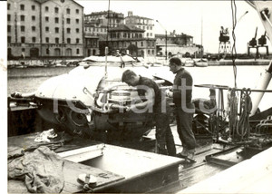 Fotografia d epoca originale 1960 VILLEFRANCHE La soucoupeplongeante de COUSTEAU Ã  vide Photo 18x14 cm 1