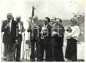 Fotografia d epoca originale 1985 SAVIGNONE GE Cerimonia di premiazione LIONS CLUB  Foto VINTAGE 24x18 cm 1