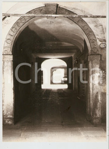 Fotografia d epoca originale 1970 ca PADOVA Via San Francesco  Ingesso al Pio Loco del Soccorso Foto 17x24 1
