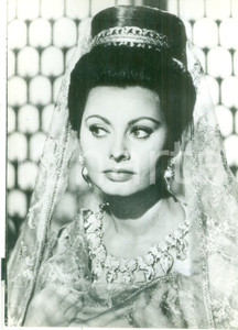 Fotografia d epoca originale 1963 MADRID Sophia LOREN sul set del film LA CADUTA DELL IMPERO ROMANO  Foto 1