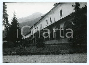 Fotografia d epoca originale 1974 CHIUSA DI PESIO Chiostro della Certosa di Santa Maria in VALLE PESIO Foto 1 1