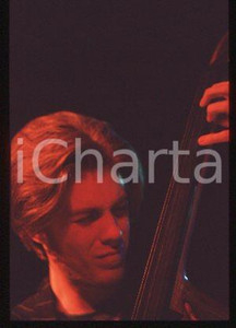 Fotografia d epoca originale Kyle EASTWOOD  MILAN Jazz bassist Performance 1999 ca  35 mm vintage slide 2 1