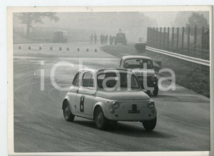 1960 ca ITALIA - AUTO Gara tra Fiat 500 su circuito - Foto 18x13 cm